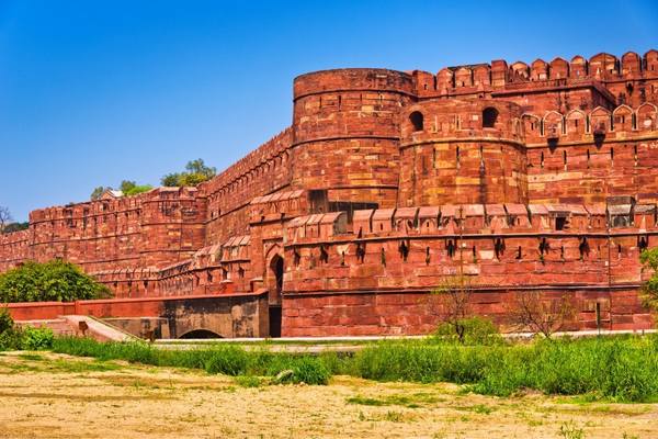 Taj Mahal Tour from Delhi By Premium Car
